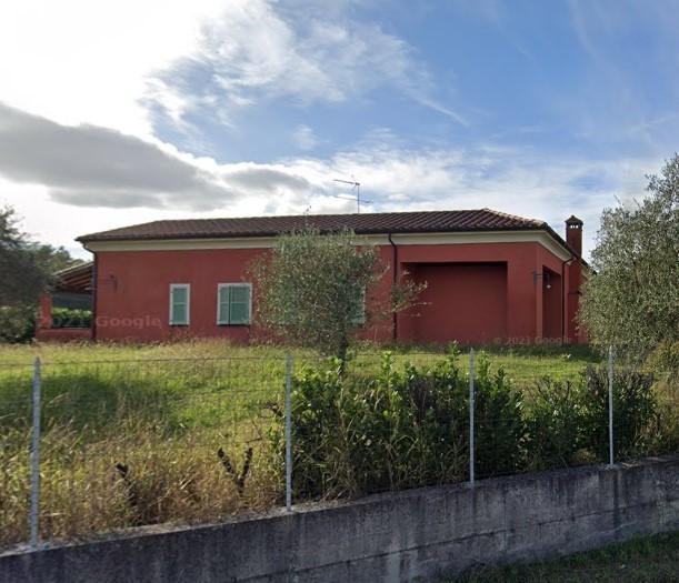 casa indipendente in vendita a Sarzana in zona Falcinello