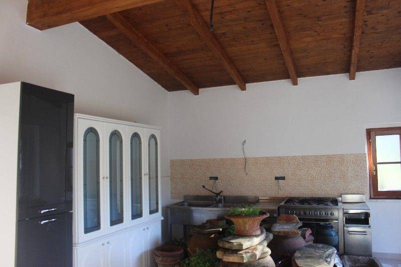 casa indipendente in vendita a Sarzana in zona Falcinello