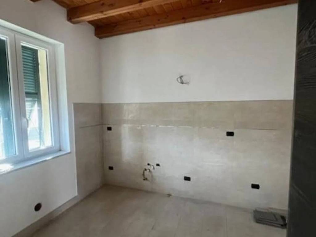 appartamento in vendita a Sarzana