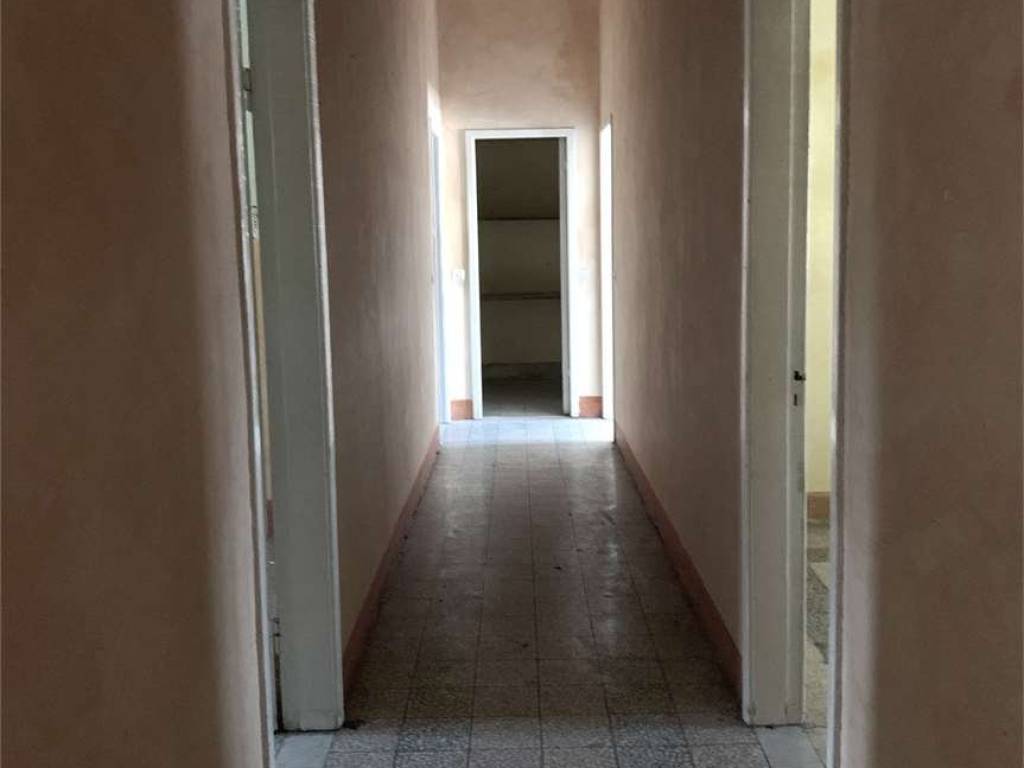 appartamento in vendita a Sarzana