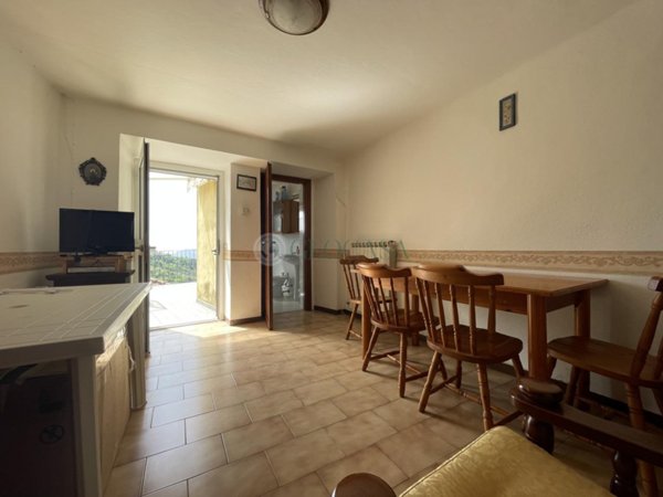 casa indipendente in vendita a Sarzana in zona Falcinello