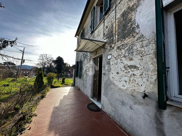 appartamento in vendita a Sarzana