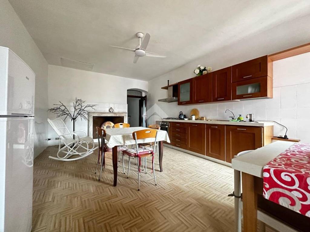 appartamento in vendita a Sarzana