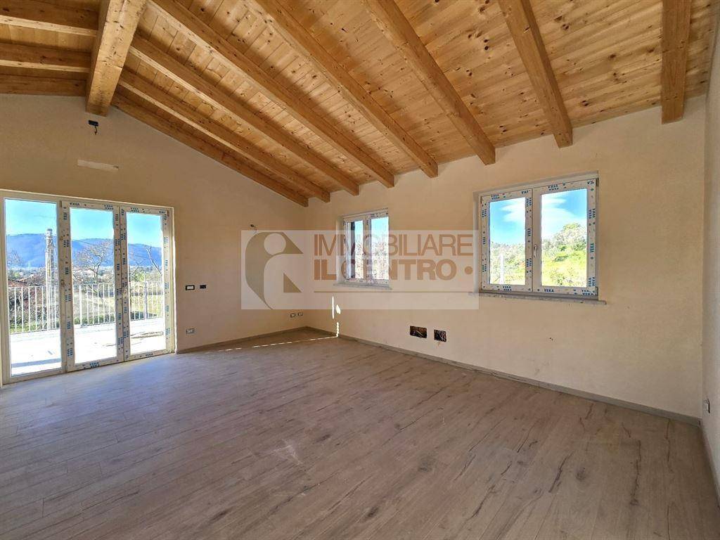 appartamento in vendita a Sarzana
