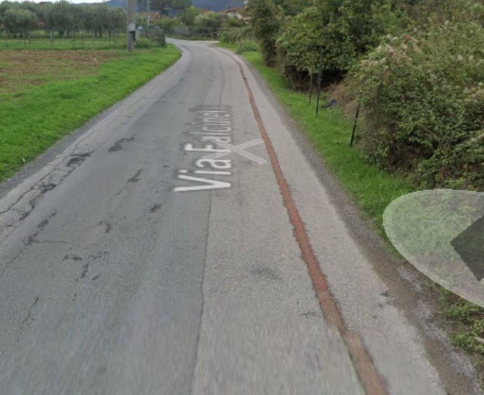 casa indipendente in vendita a Sarzana in zona Falcinello