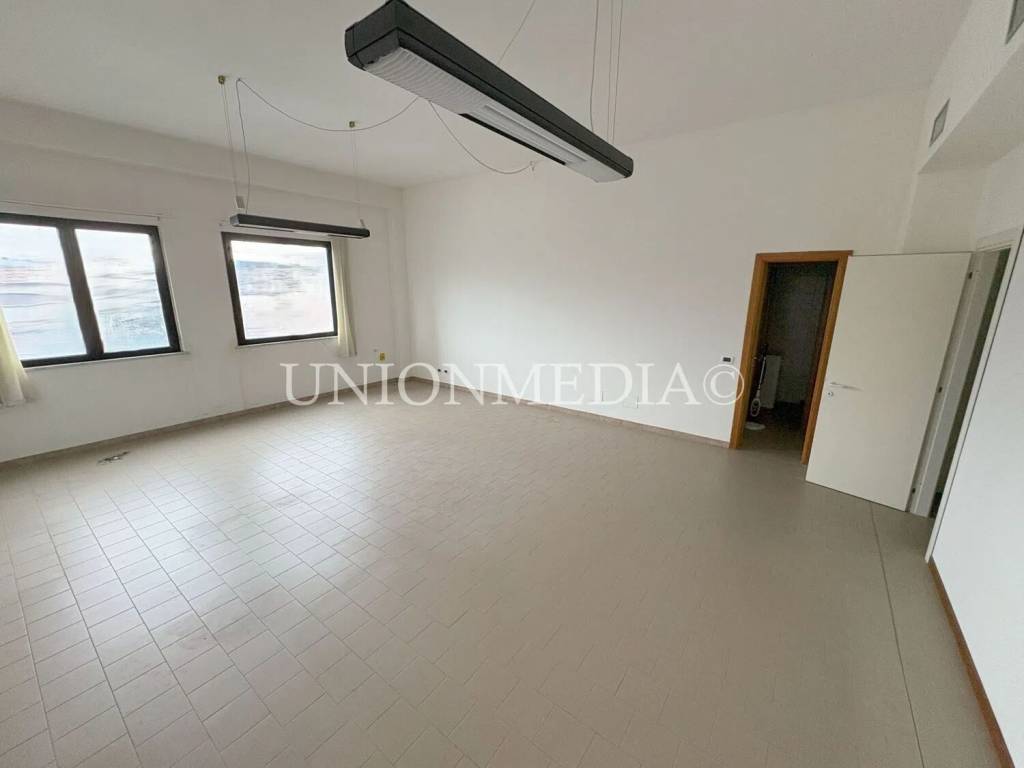 ufficio in vendita a Sarzana