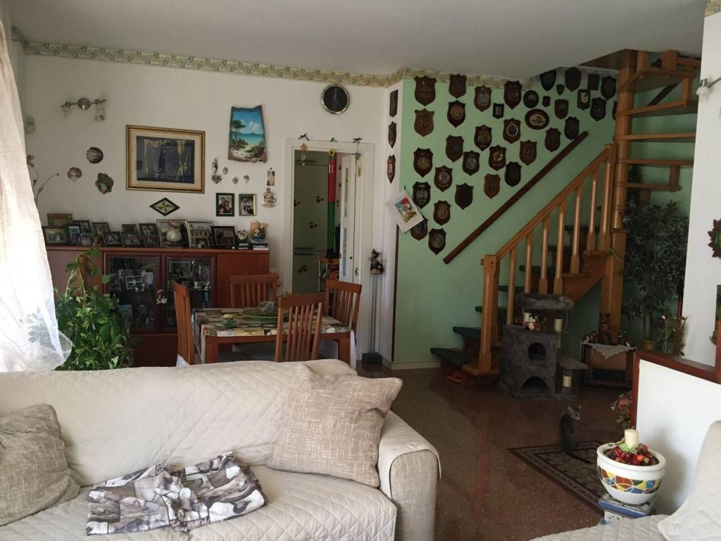 appartamento in vendita a Sarzana in zona San Lazzaro