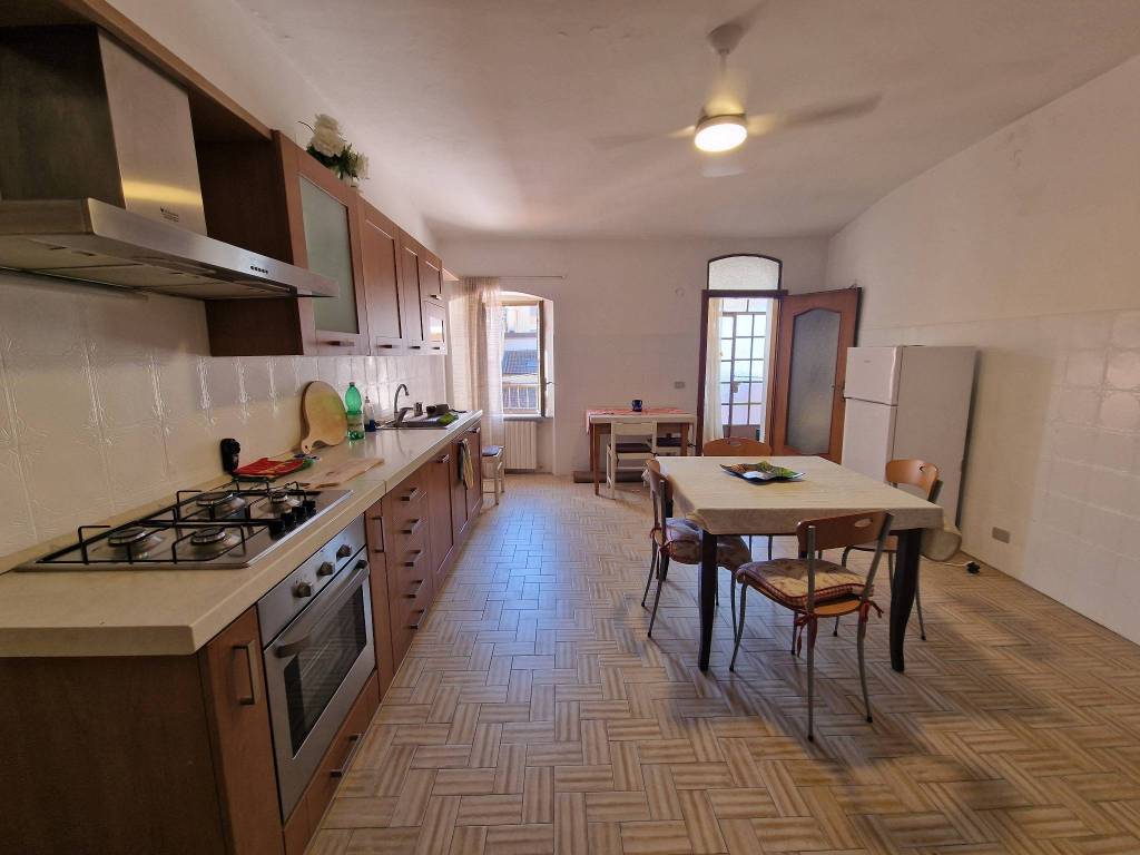 appartamento in vendita a Sarzana