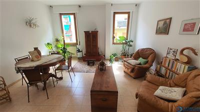 appartamento in vendita a Sarzana