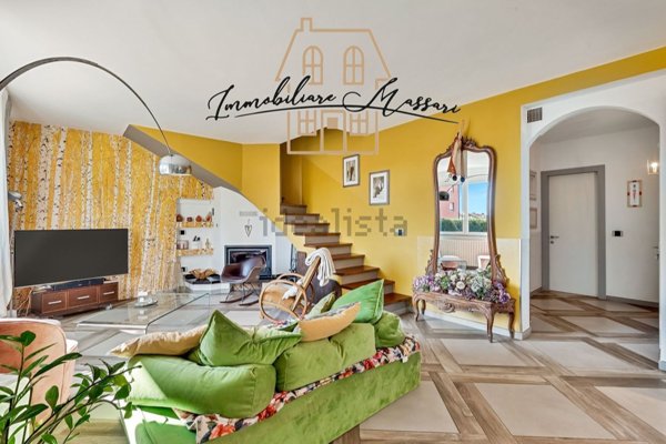 casa indipendente in vendita a Sarzana in zona San Lazzaro