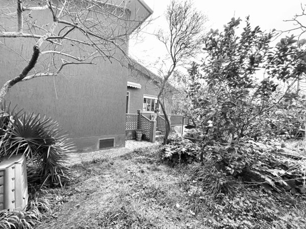 casa indipendente in vendita a Sarzana