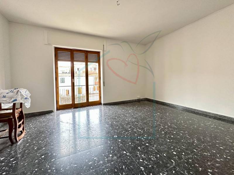 appartamento in vendita a Sarzana