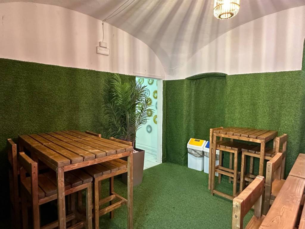 negozio in vendita a Sarzana