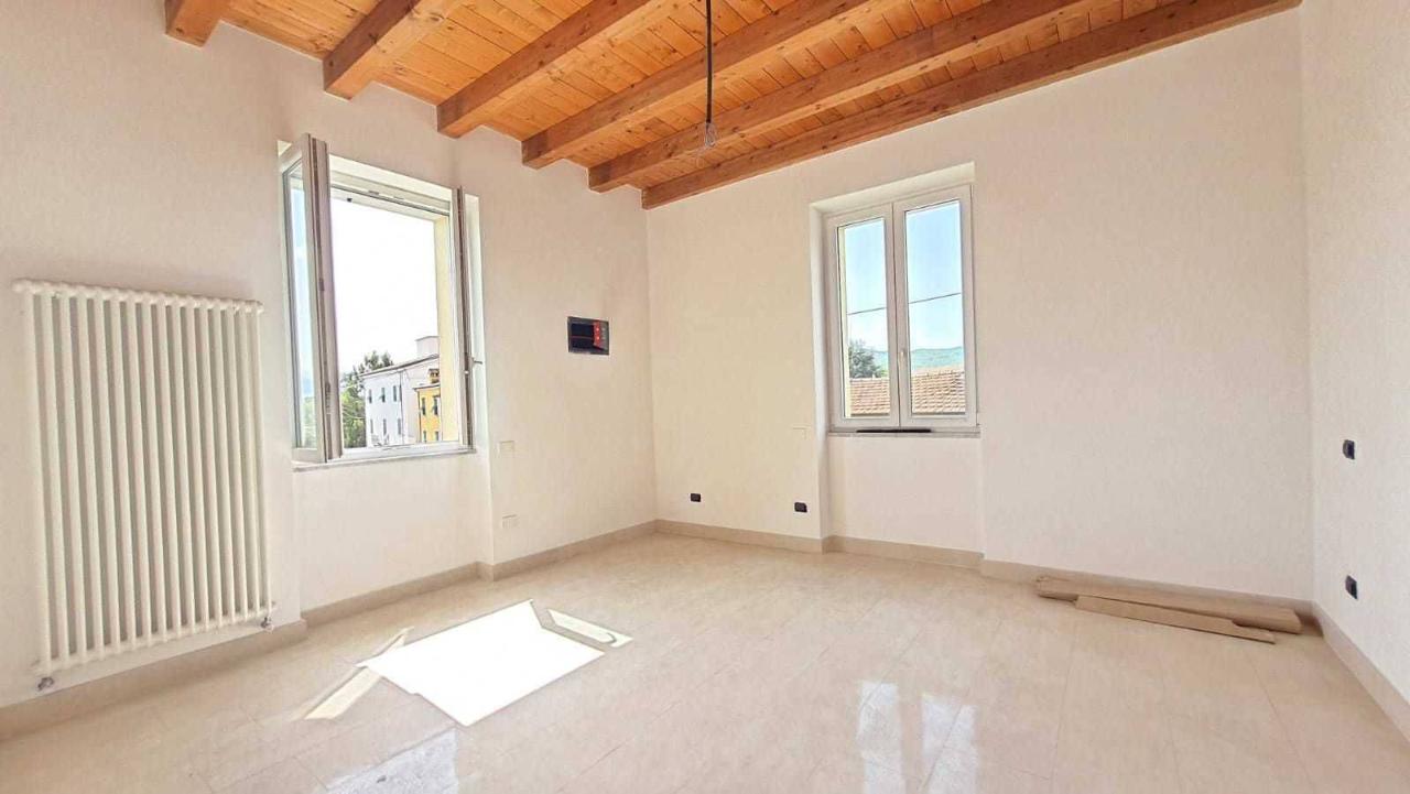 appartamento in vendita a Sarzana
