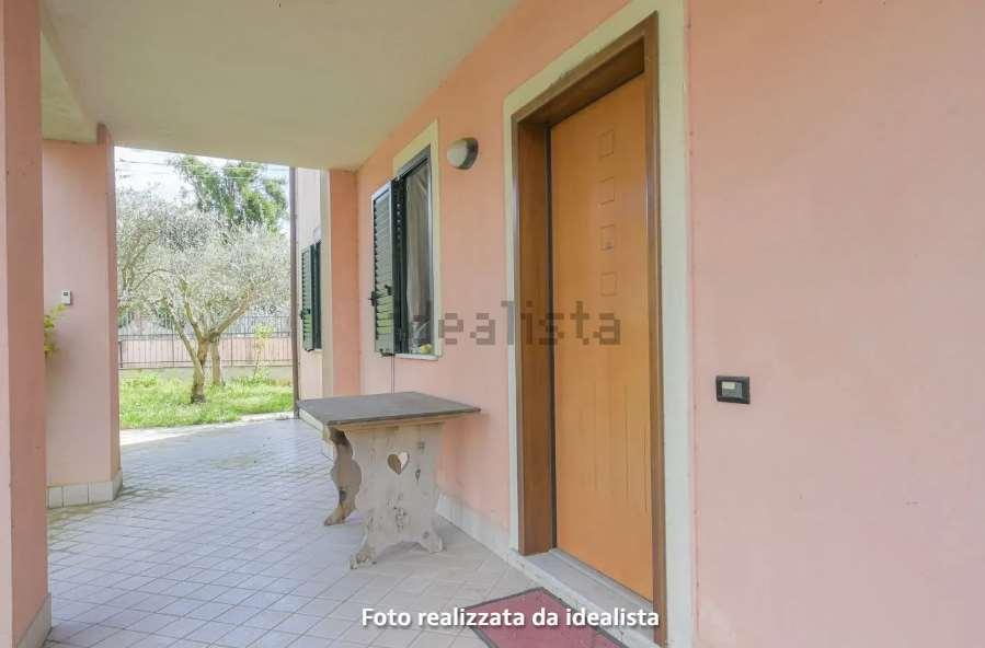 appartamento in vendita a Sarzana