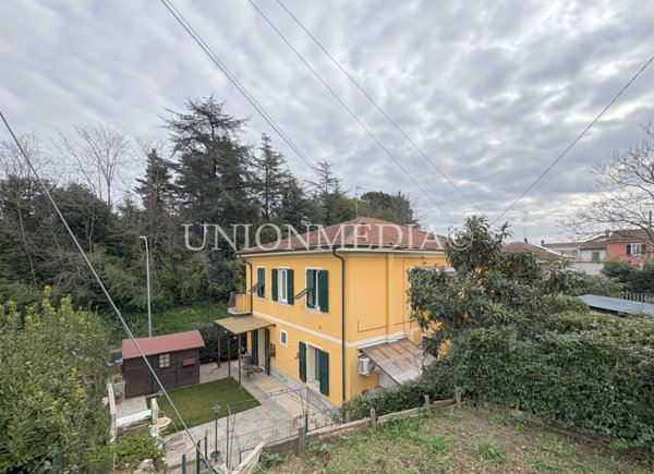 appartamento in vendita a Sarzana