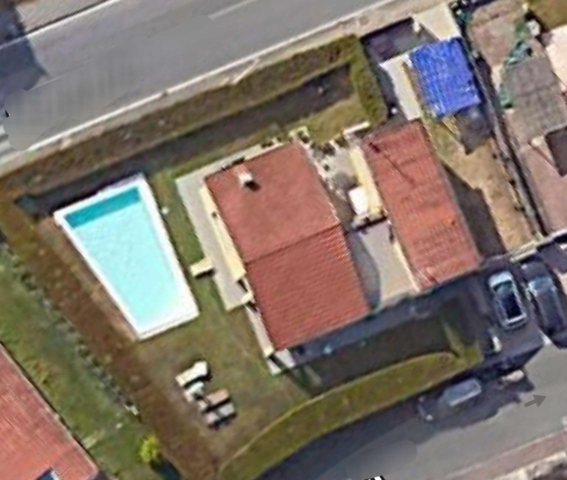 casa indipendente in vendita a Sarzana