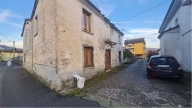 casa indipendente in vendita a Sarzana