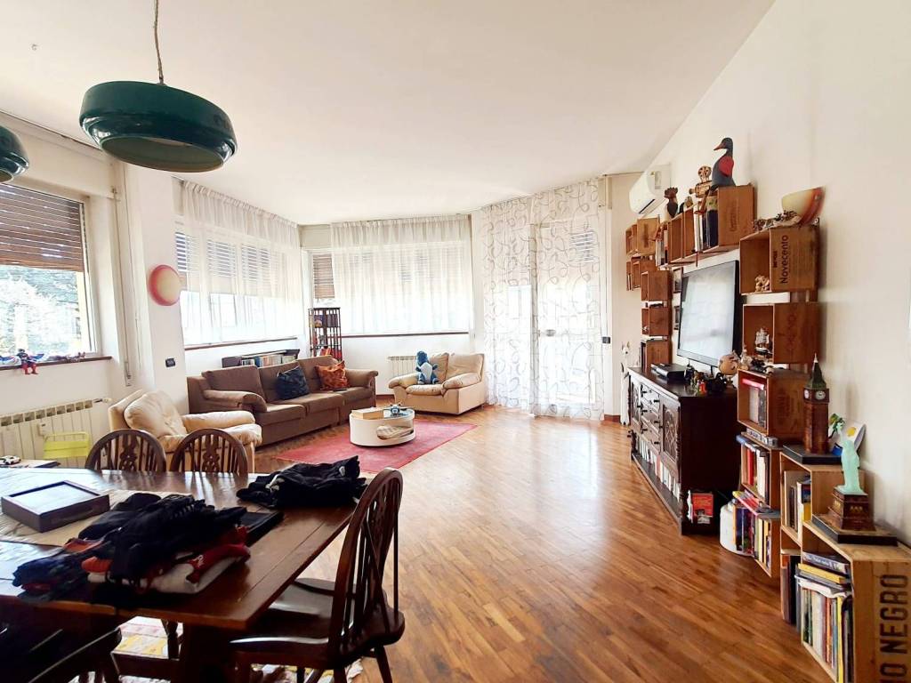 appartamento in vendita a Sarzana