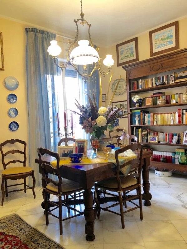 casa indipendente in vendita a Sarzana