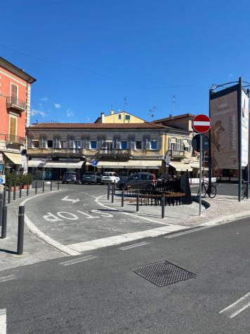 negozio in vendita a Sarzana