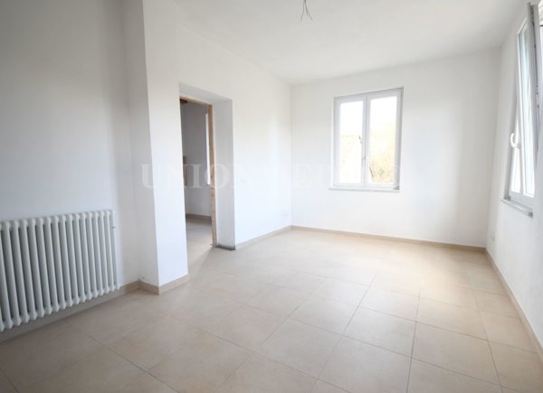 appartamento in vendita a Sarzana