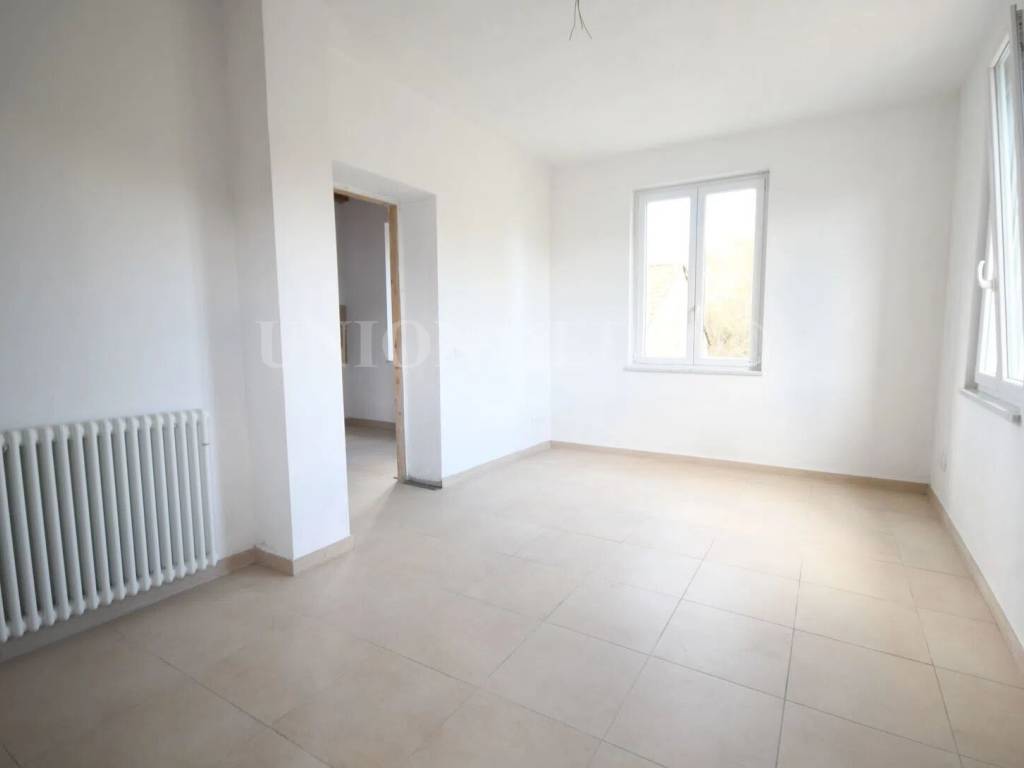 appartamento in vendita a Sarzana