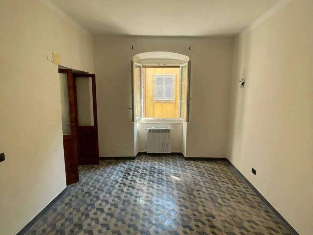 appartamento in vendita a Sarzana
