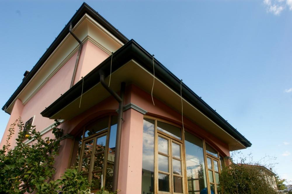 casa indipendente in vendita a Sarzana