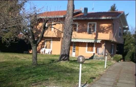 casa indipendente in vendita a Sarzana in zona Falcinello