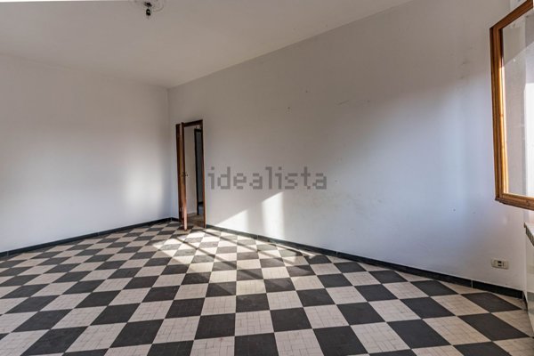 appartamento in vendita a Sarzana