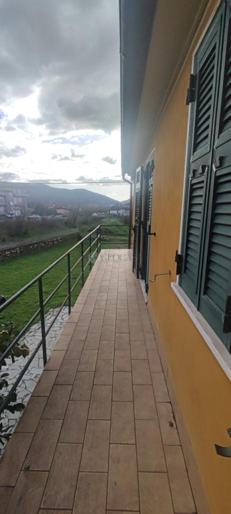 quadrivano in vendita a Sarzana