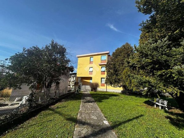 appartamento in vendita a Sarzana in zona Falcinello