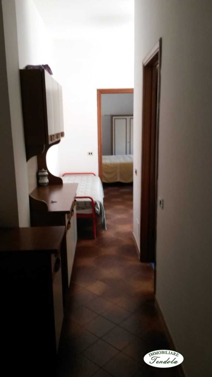 appartamento in vendita a Sarzana in zona Marinella di Sarzana