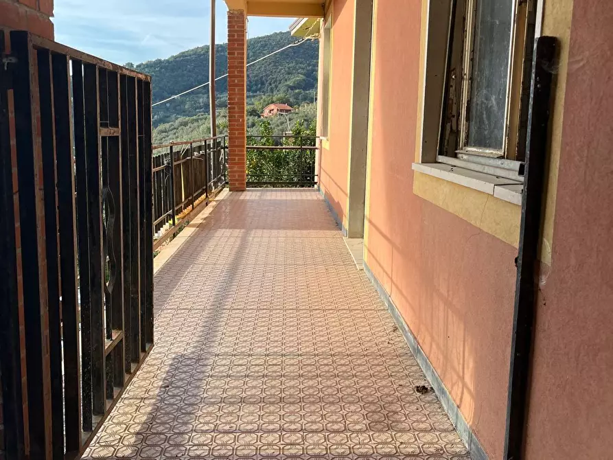 appartamento in vendita a Sarzana in zona Falcinello