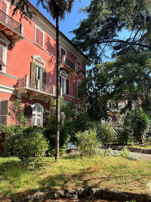 appartamento in vendita a Sarzana