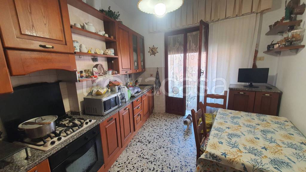 appartamento in vendita a Sarzana