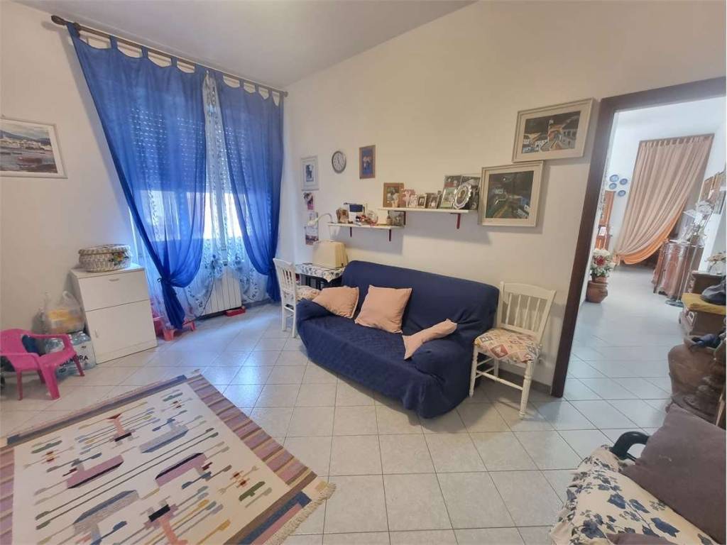 appartamento in vendita a Sarzana