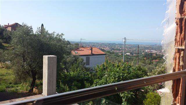 appartamento in vendita a Sarzana