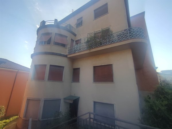 appartamento in vendita a Sarzana