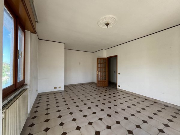 appartamento in vendita a Sarzana