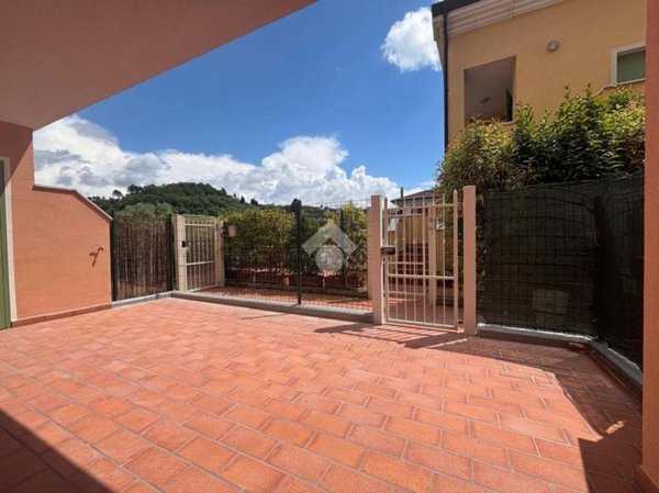 appartamento in vendita a Sarzana