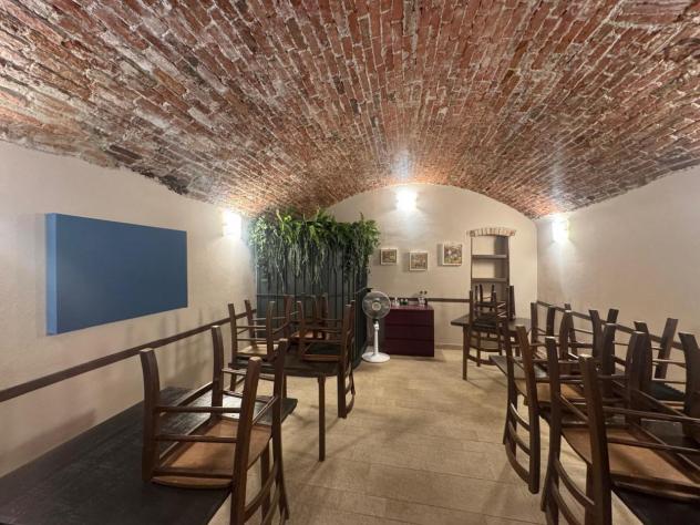 locale commerciale in vendita a Sarzana
