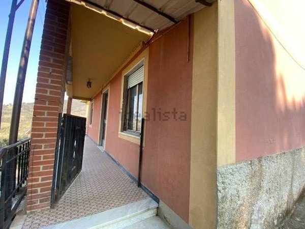 casa indipendente in vendita a Sarzana in zona Falcinello