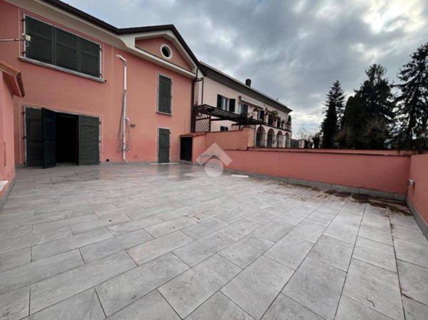 casa indipendente in vendita a Sarzana in zona Falcinello
