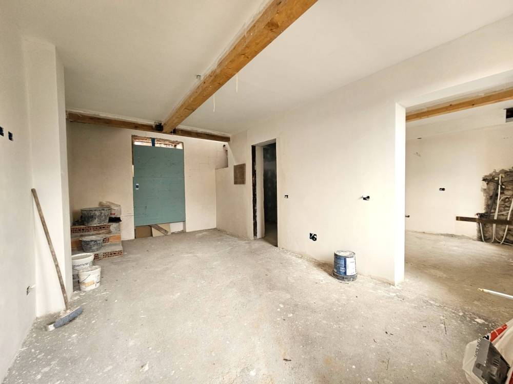casa indipendente in vendita a Sarzana