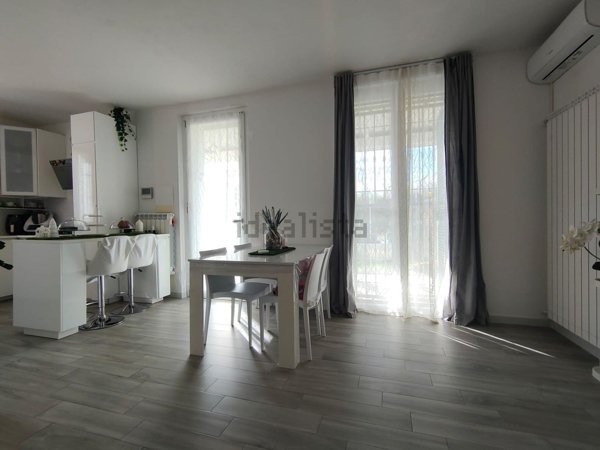 quadrivano in vendita a Sarzana
