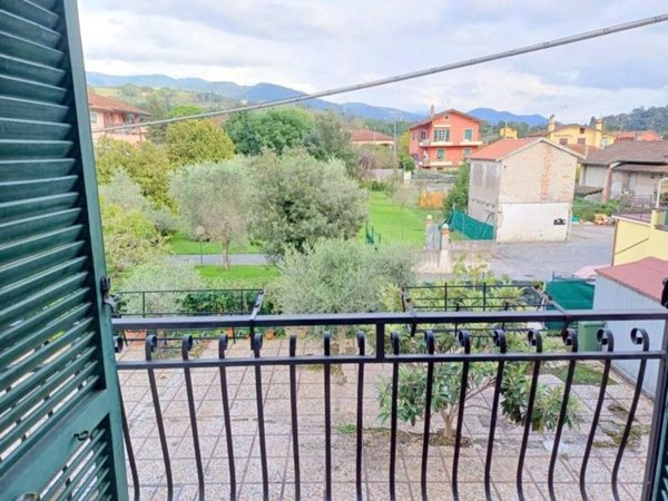 appartamento in vendita a Sarzana
