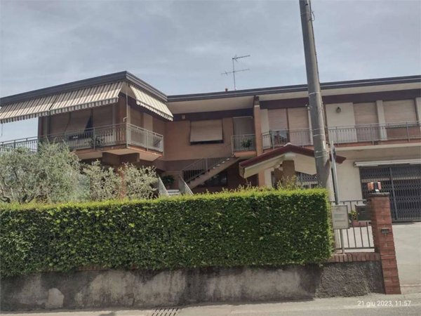 appartamento in vendita a Sarzana in zona Falcinello