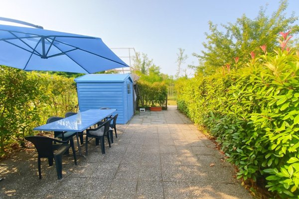 casa indipendente in vendita a Sarzana in zona Marinella di Sarzana